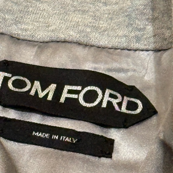 Tom Ford Gray belted Trench Coat for Women - Picture 8 of 16